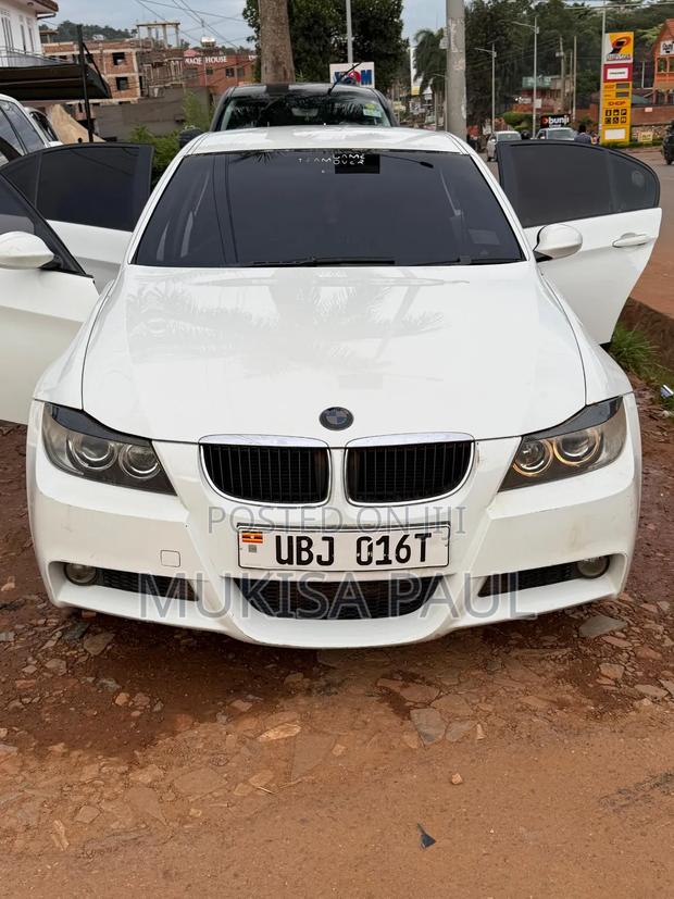 BMW 320i 2007 White