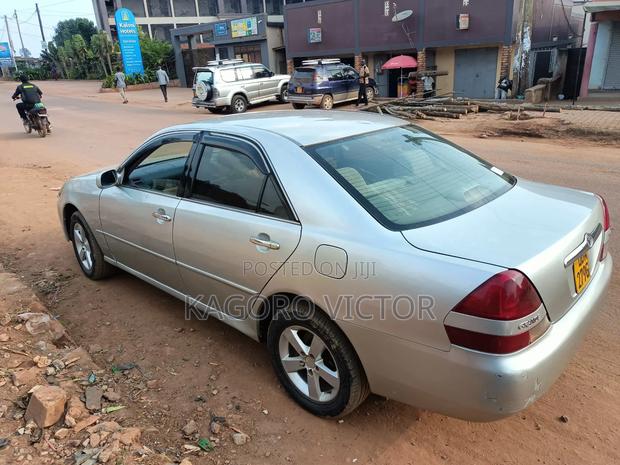 Toyota Mark II 2002 Silver