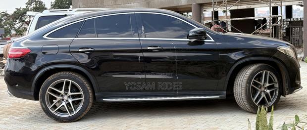 Mercedes-Benz GLE-Class GLE 350d 4MATIC 2017 Black