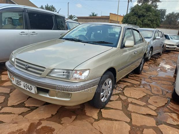 Toyota Premio 2002 Gold