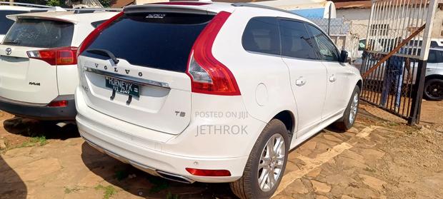 Volvo XC60 2014 Pearl