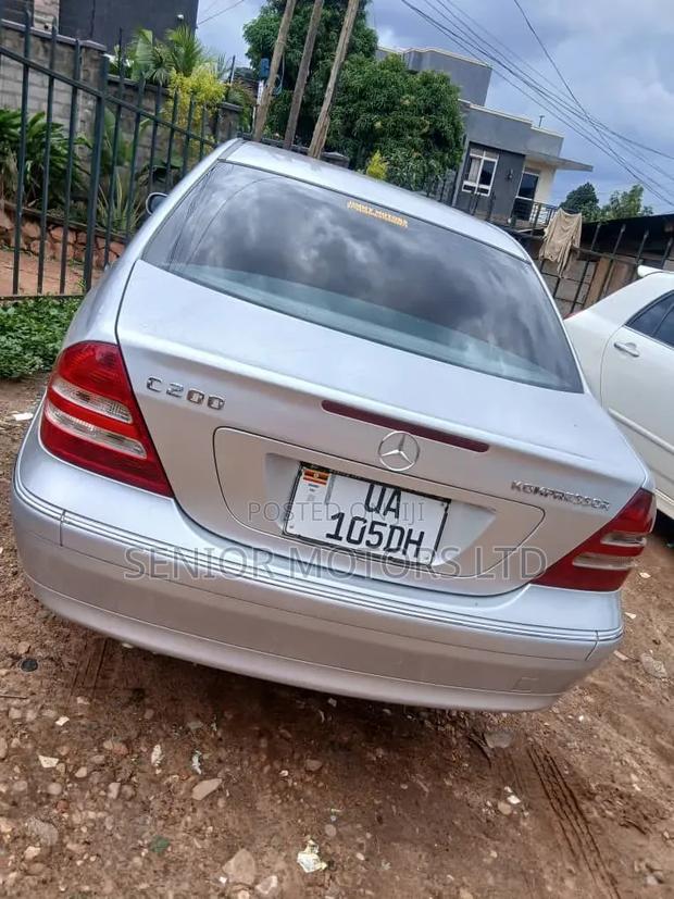 Mercedes-Benz C200 2003 Silver