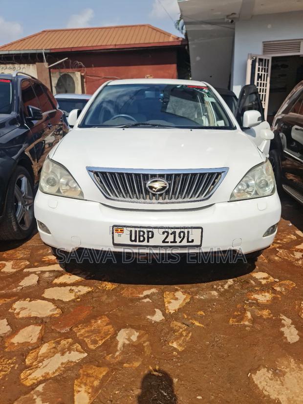 Toyota Harrier 2009 White