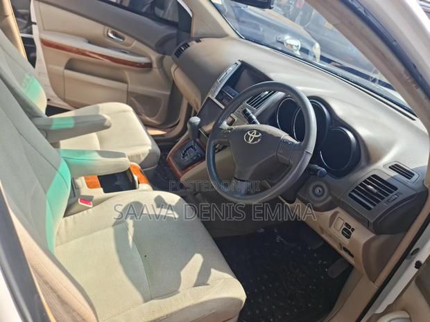 Toyota Harrier 2009 White