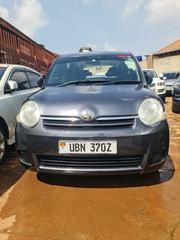 Toyota Sienta 2010 White for sale