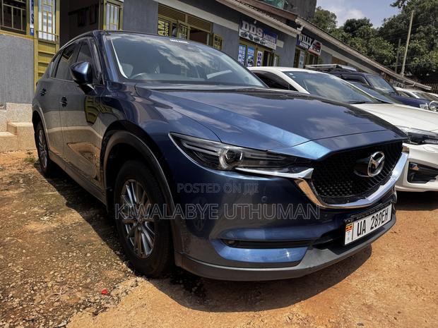 Mazda CX-5 2018 Blue