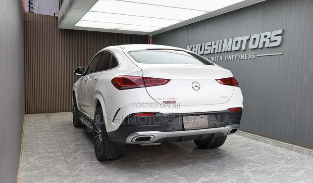 Mercedes-Benz GLE-Class GLE 400d 4MATIC 2020 White