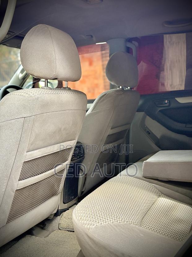 Toyota Hilux Surf 2009 Black
