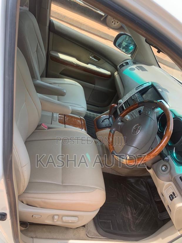 Toyota Harrier 2007 White