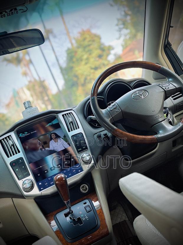 Toyota Harrier 2012 White