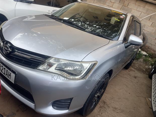 Toyota Corolla Fielder 2012 Silver