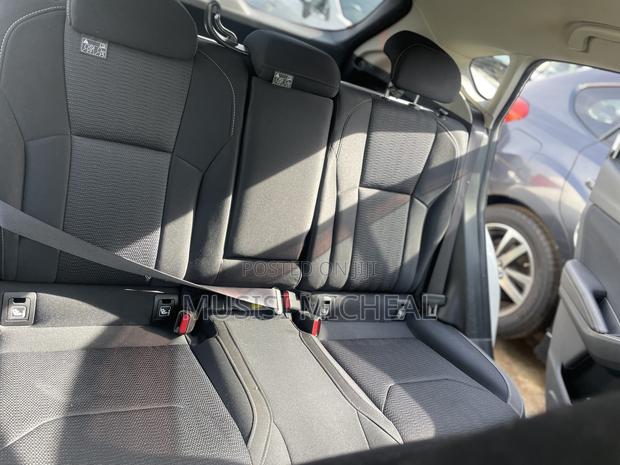 Subaru Impreza 2.0i AWD Hatchback 2017 White