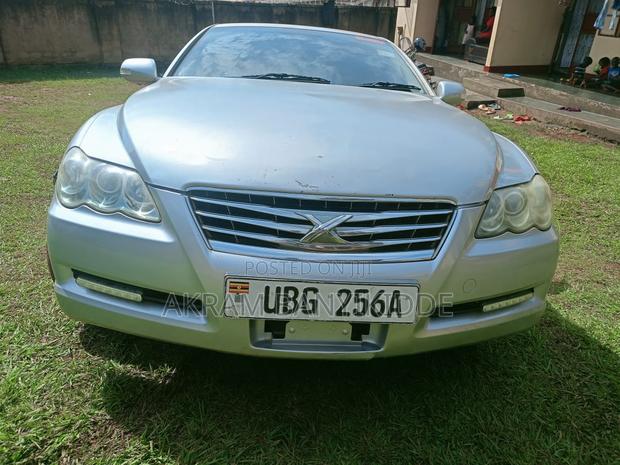 Toyota Mark X 2005 Silver