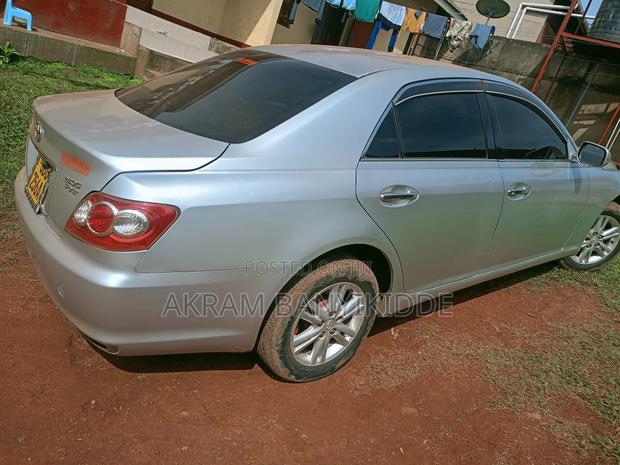 Toyota Mark X 2005 Silver