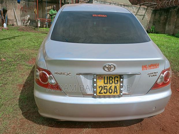 Toyota Mark X 2005 Silver