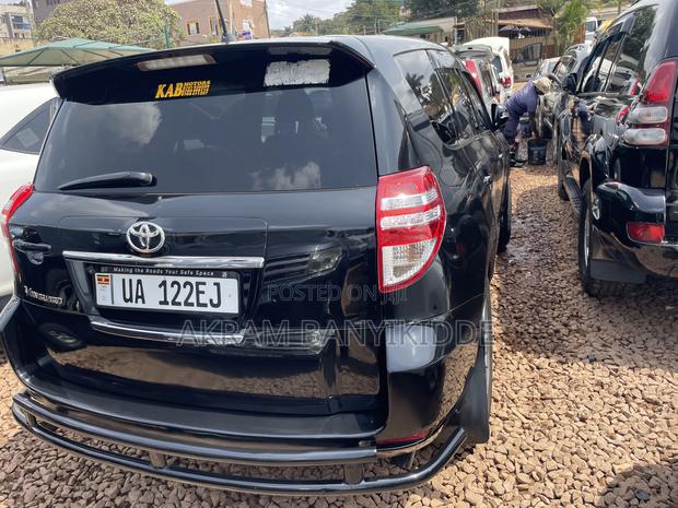 Toyota Vanguard 2009 Black