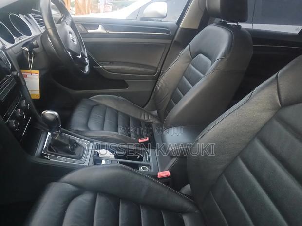 Volkswagen Golf 2016 Black