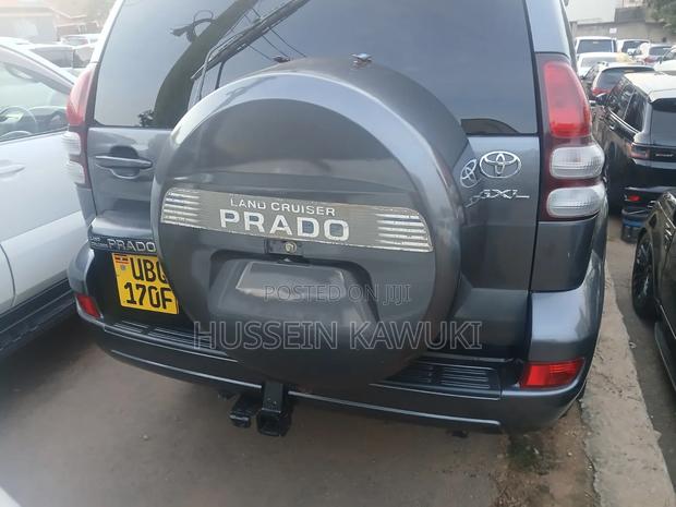 Toyota Land Cruiser Prado 2006 Gray