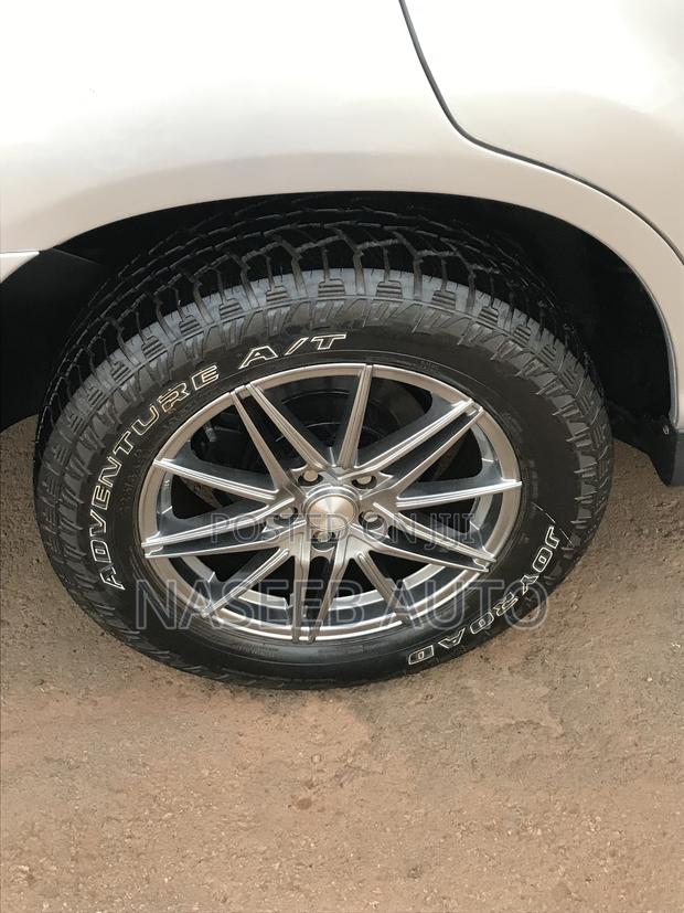 Toyota Harrier 2009 Silver