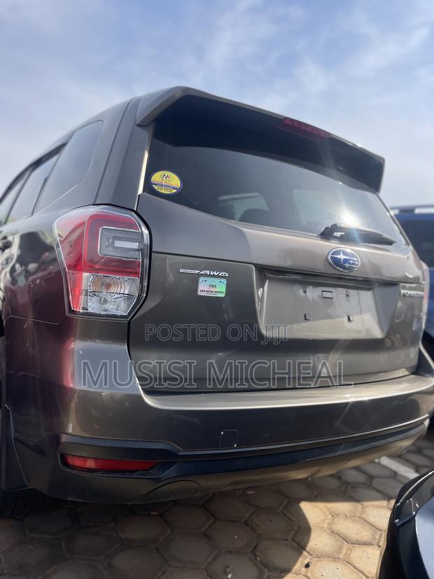 Subaru Forester 2.5i AWD 2016 Gold