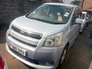 Toyota Noah 2010 Silver for sale