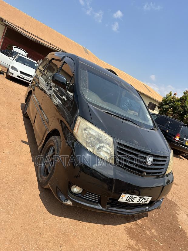 Toyota Alphard 2005 Black