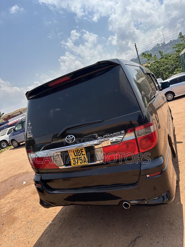 Toyota Alphard 2005 Black