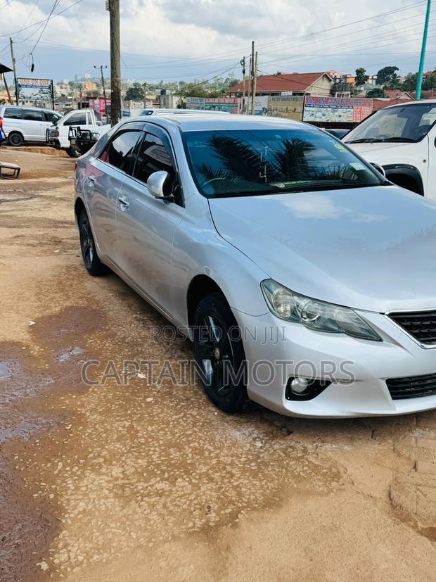 Toyota Mark X 2010 Silver