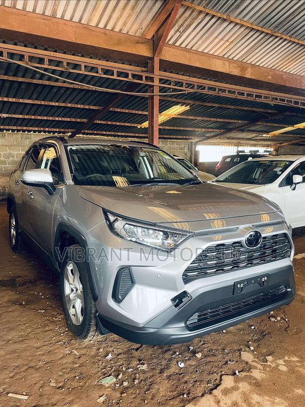 Toyota RAV4 2019 Silver