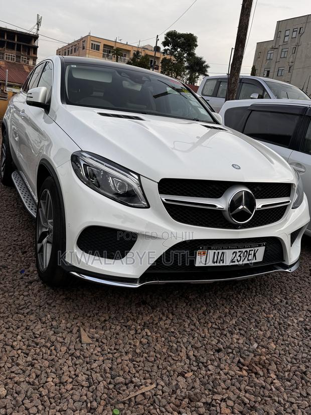 Mercedes-Benz GLE-Class 2017 White
