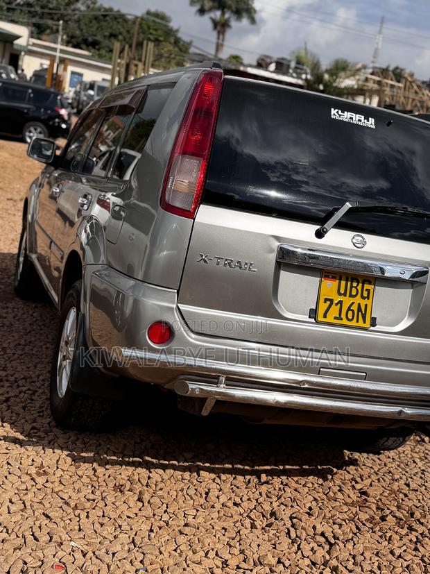 Nissan X-Trail 2009 Silver