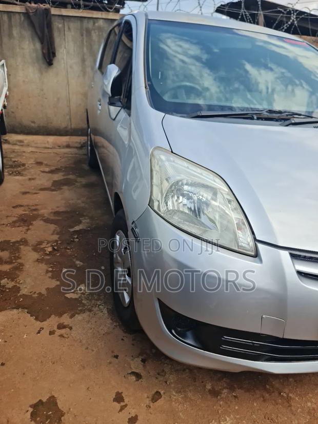 Toyota Passo Sette 2008 Silver