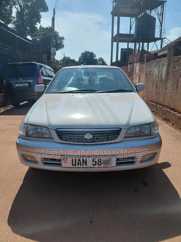 Toyota Premio 2001 White
