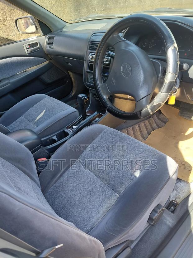 Toyota Premio 2001 White