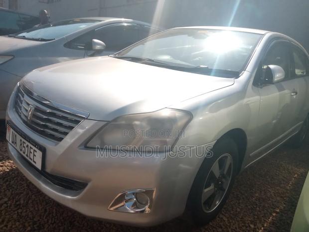 Toyota Premio 2010 Silver