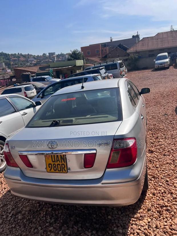 Toyota Premio 2004 Silver