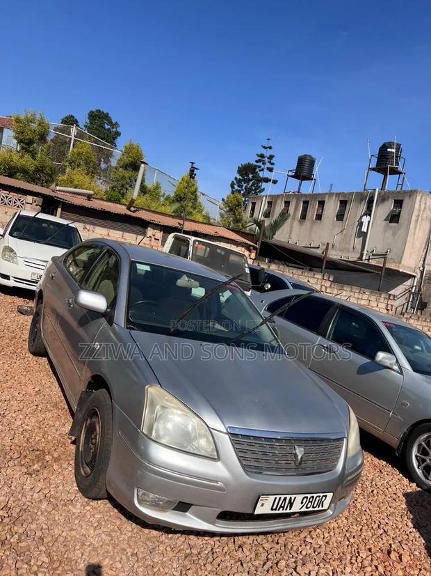 Toyota Premio 2004 Silver