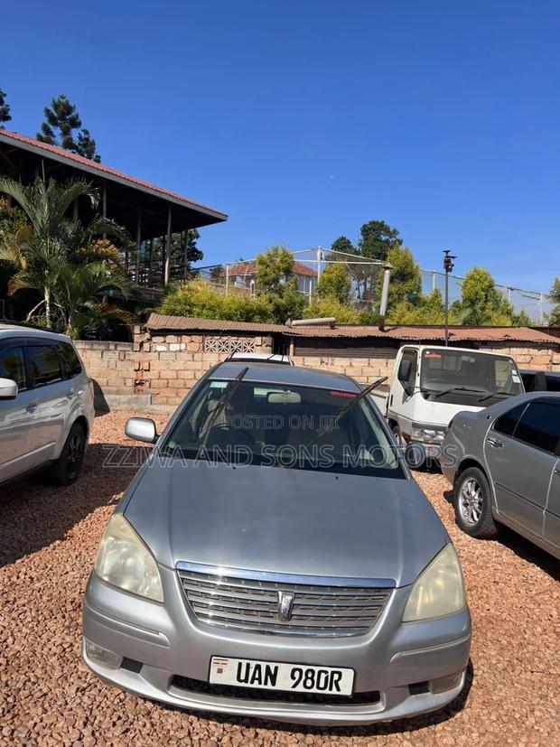 Toyota Premio 2004 Silver
