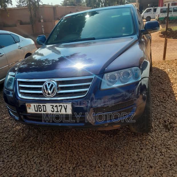 Volkswagen Touareg 2006 Blue