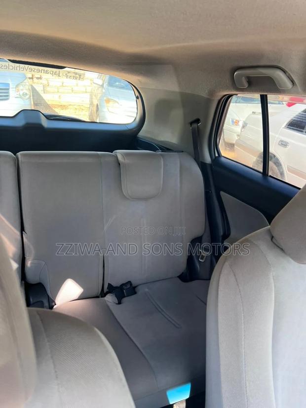 Toyota IST 2011 White