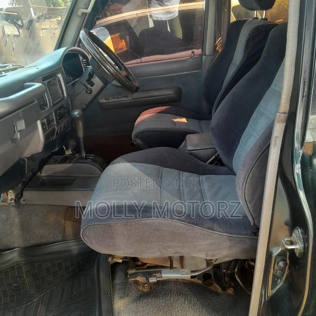 Toyota Land Cruiser Prado 2001 Green