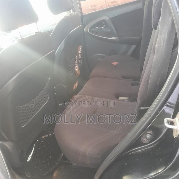 Toyota RAV4 2010 Black