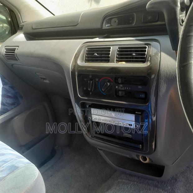 Toyota Noah 2009 Maroon