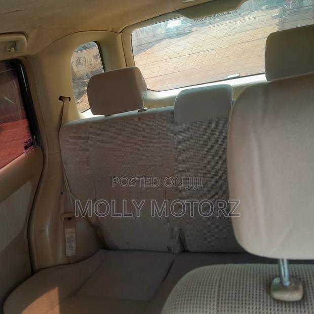 Toyota Raum 2007 White