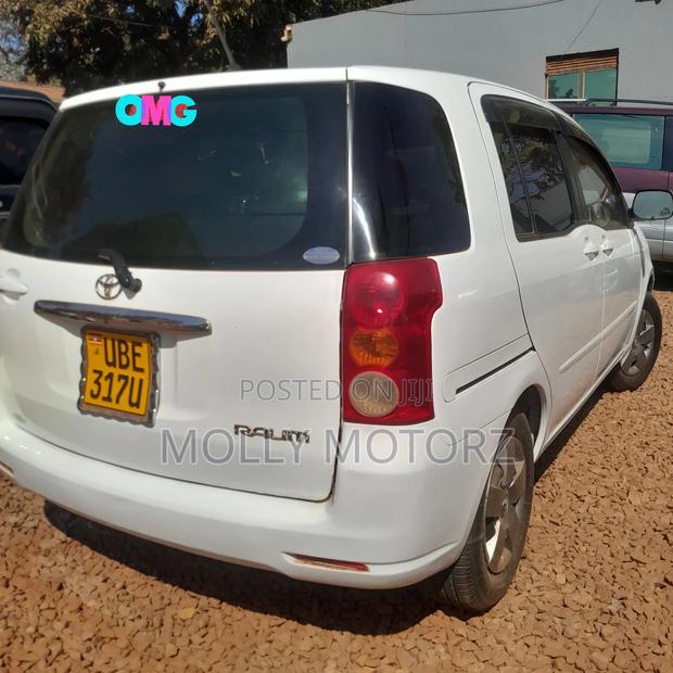 Toyota Raum 2007 White