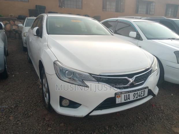 Toyota Mark X 2014 White