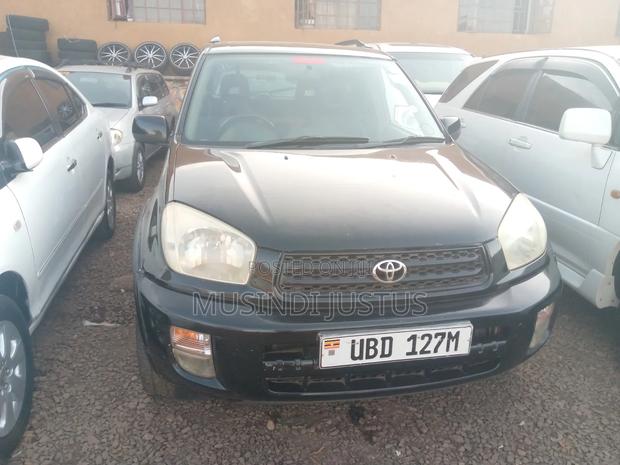 Toyota RAV4 Automatic 2003 Black