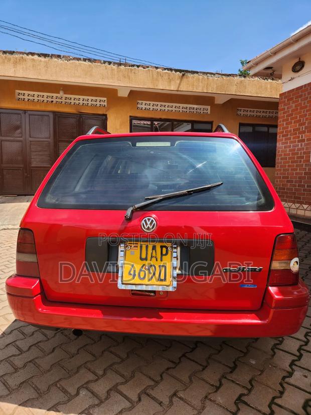 Volkswagen Golf 1998 Red