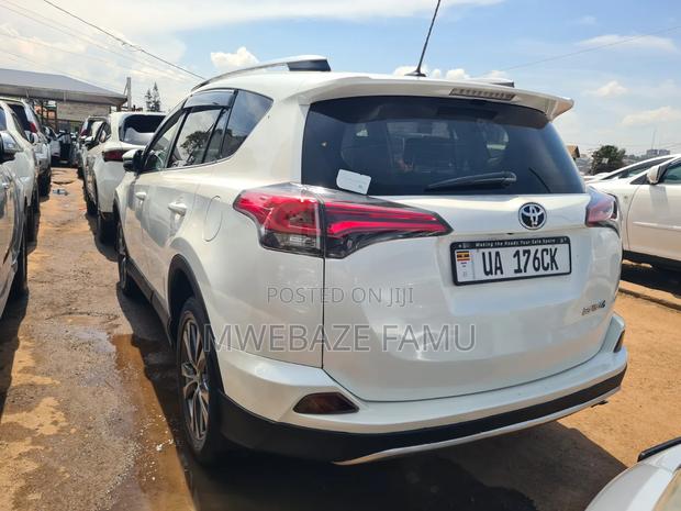 Toyota RAV4 2010