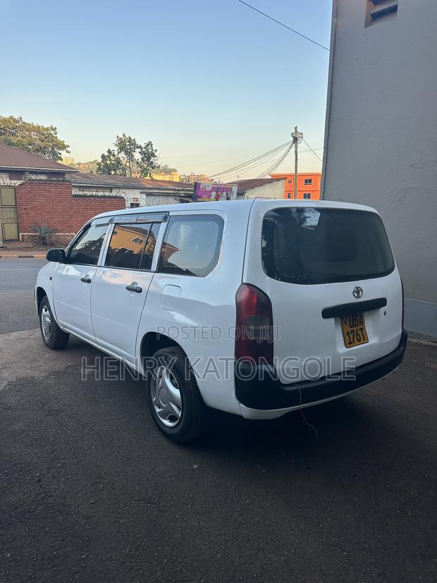 Toyota Probox 2002 White